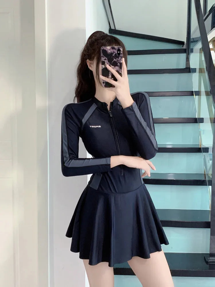 Long Sleeve One Piece Swimsuit l Women Slim Sporty Swim Suit in Summer Spring Style